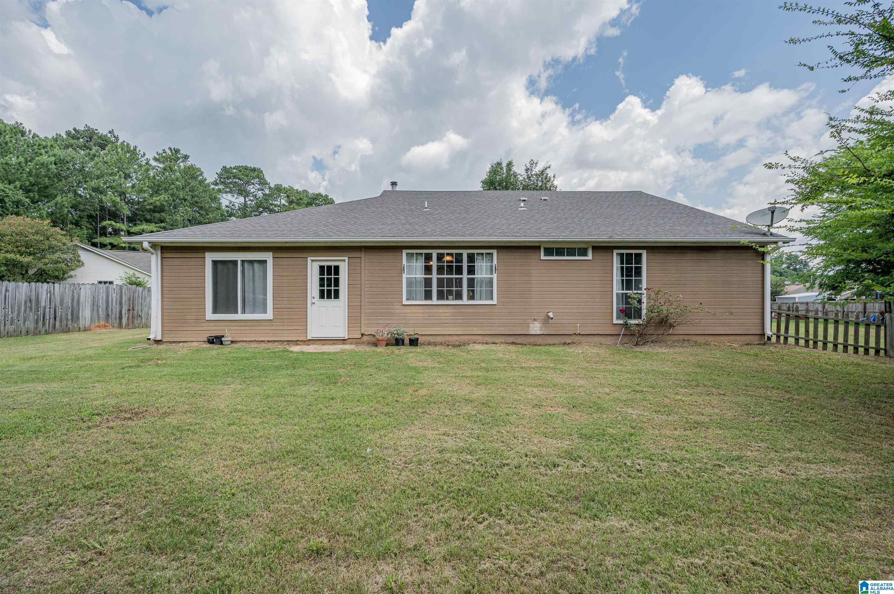 137 Cambridge Pointe Circle Alabaster, AL 35007 - Photo 31 of 33