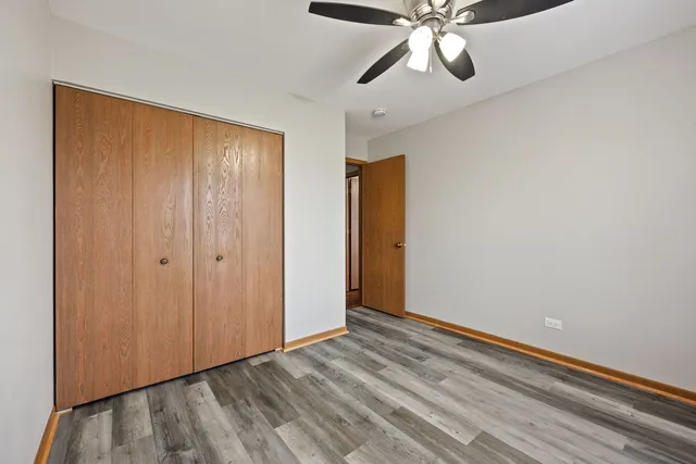 $2,250 | 35 Terry Drive, Unit D, Roselle, IL 60172