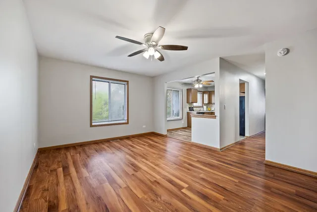 $2,250 | 35 Terry Drive, Unit D, Roselle, IL 60172