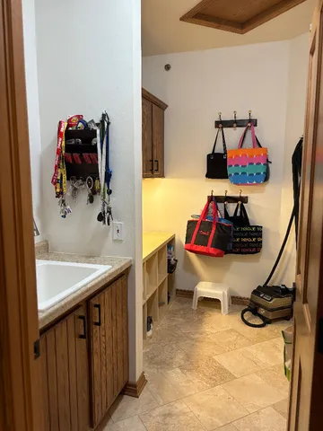 $559,000 | 811 Anchor Lane, Portage, MI 49002