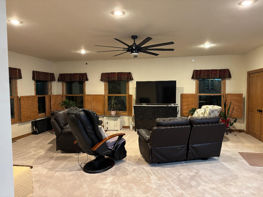 811 Anchor Lane Portage, MI 49002 - Photo 27 of 34 26