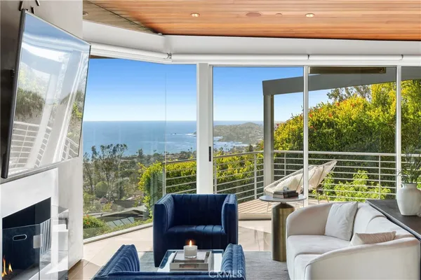 $7,850,000 | 856 Diamond Street, Laguna Beach, CA 92651