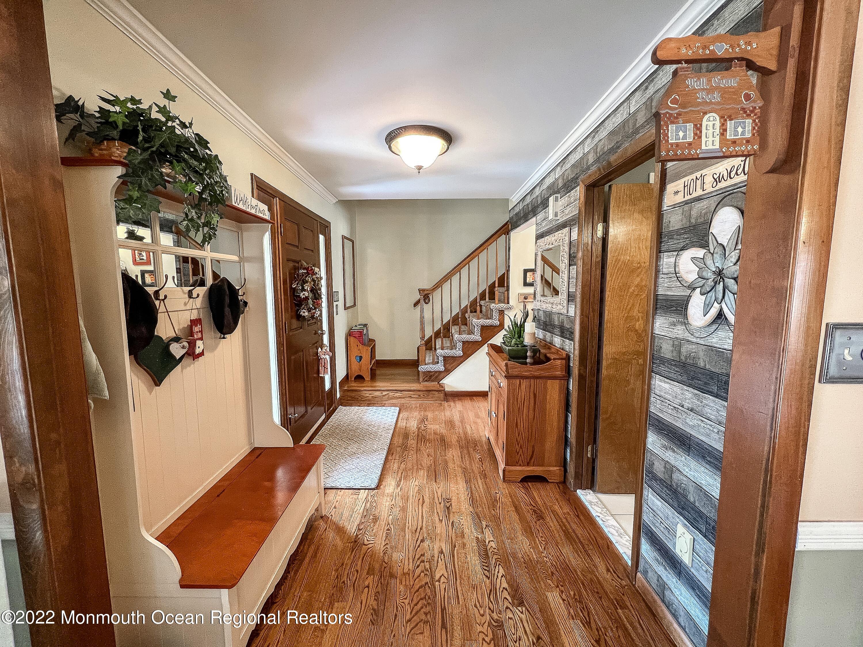 628 Reed Road Jackson, NJ 08527 - Photo 12 of 63 628 Reed Foyer View