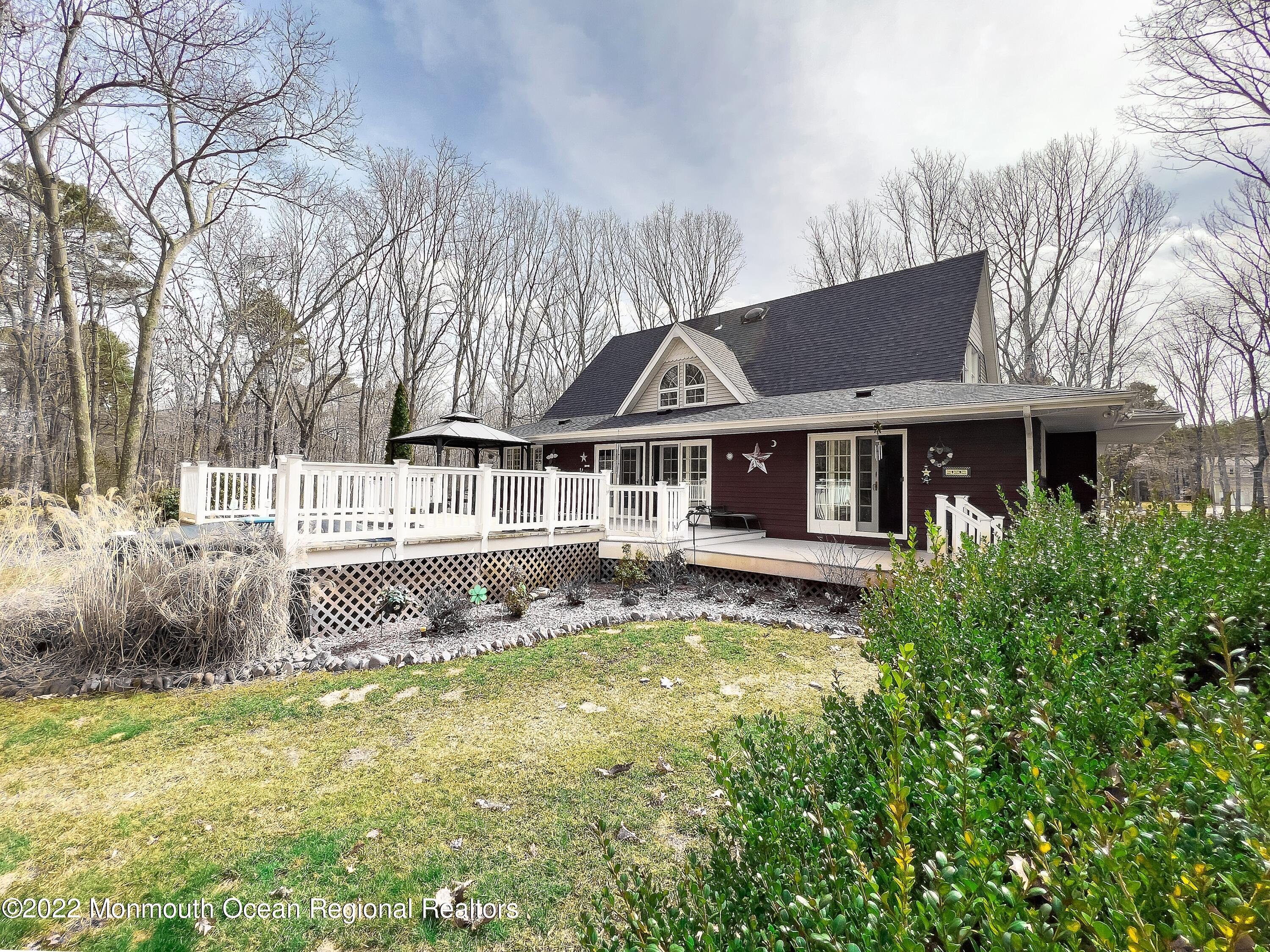 628 Reed Road Jackson, NJ 08527 - Photo 60 of 63 628 Reed View of House from Yard