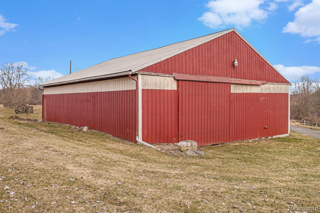 2609 East Allen Road Howell, MI 48855 - Photo 35 of 54
