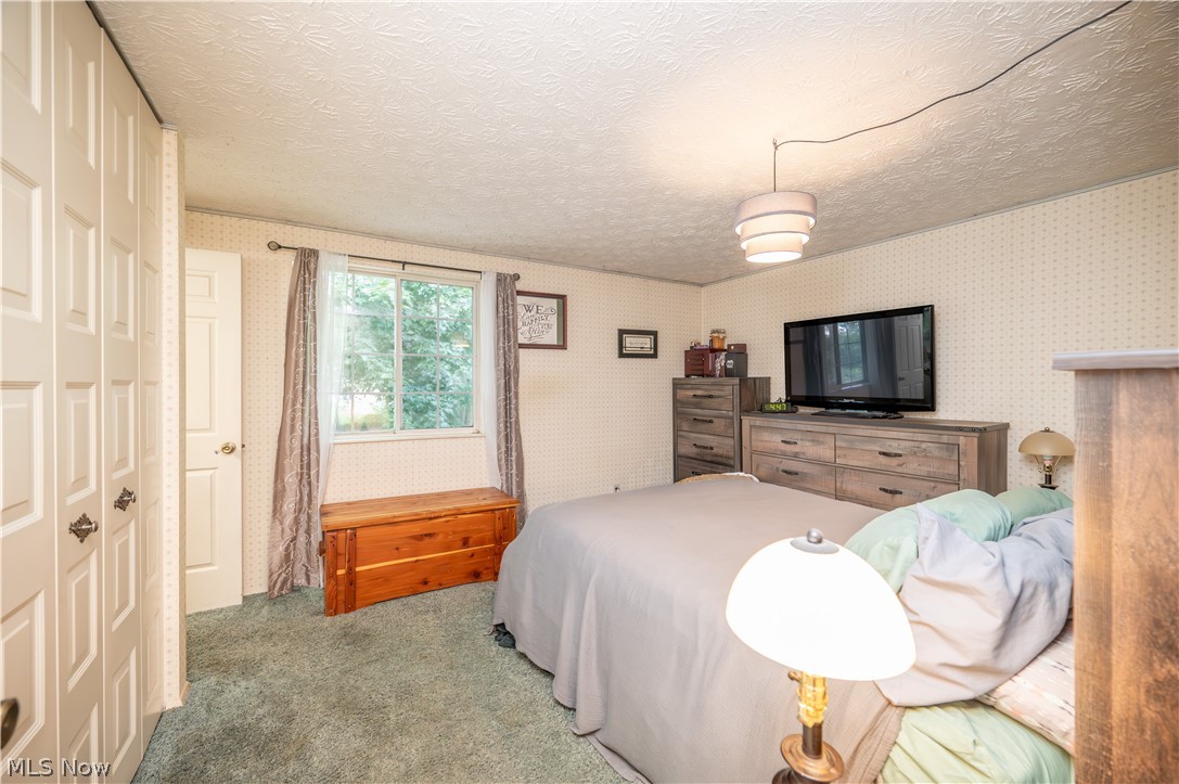7764 Micawber Road Northeast Warren, OH 44484 - Photo 24 of 37