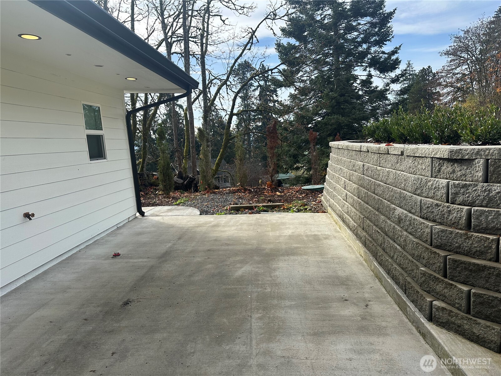 125 Foxglove Terrace Longview, WA 98632 - Photo 18 of 20 a view of outdoor space and deck