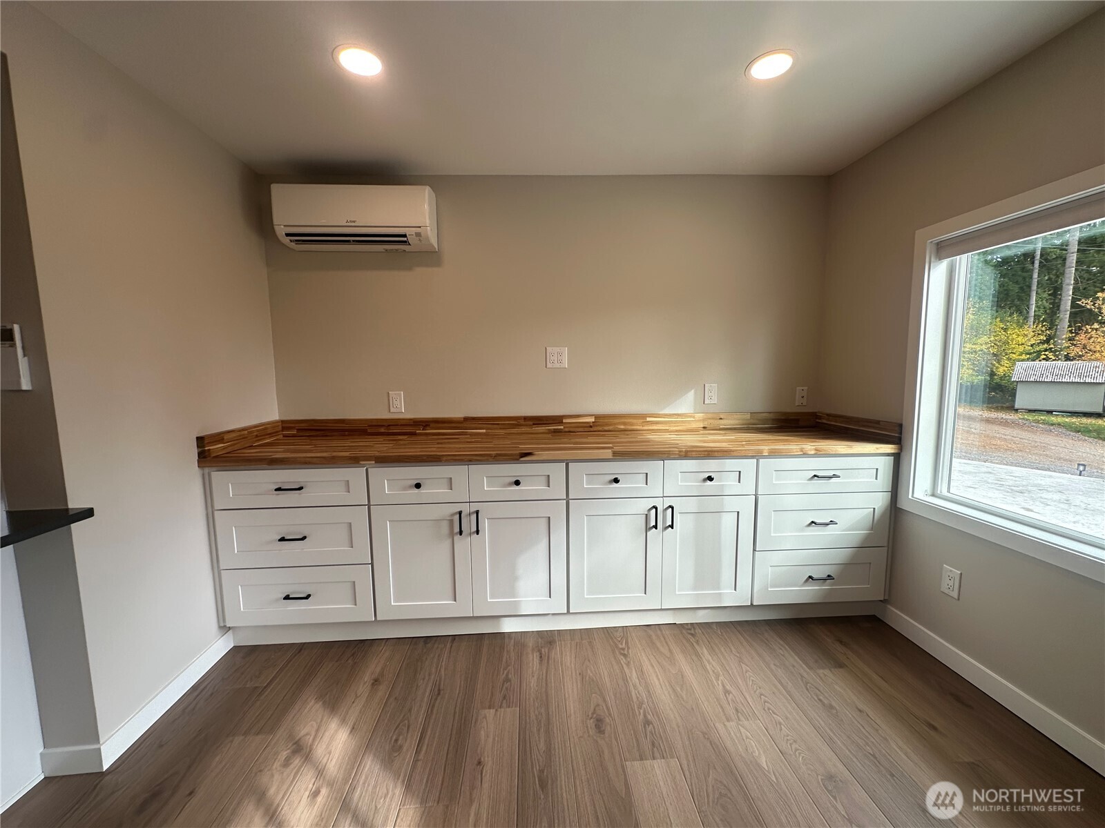 125 Foxglove Terrace Longview, WA 98632 - Photo 7 of 20 an empty room with wooden floors