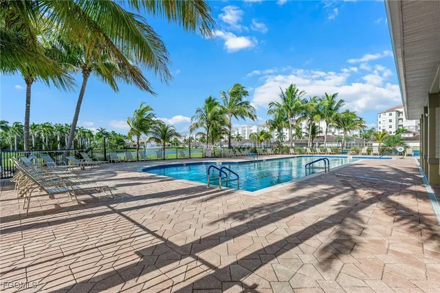 $229,900 | 4247 Liron Avenue, Unit 104, Fort Myers, FL 33916