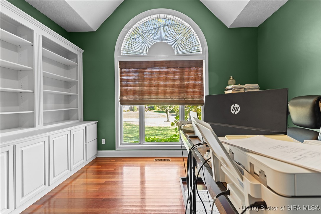 113 Bluff Ridge Road Jeffersonville, IN 47130 - Photo 14 of 59