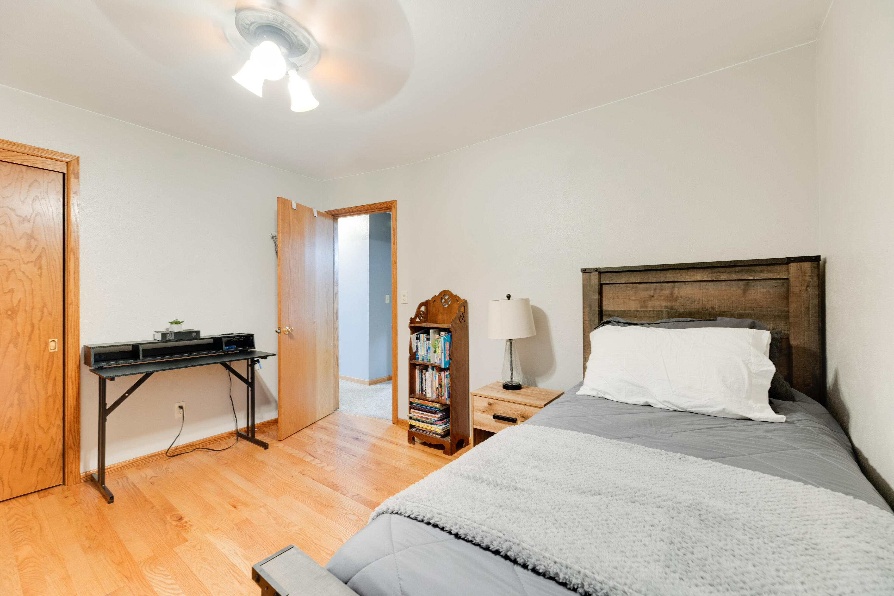 S93W31289 County Rd NN Mukwonago, WI 53149 - Photo 22 of 26 Bedroom 3