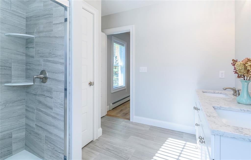 4 Carriage Road Falmouth, ME 04105 - Photo 31 of 35 Master bath showing tiled shower and...