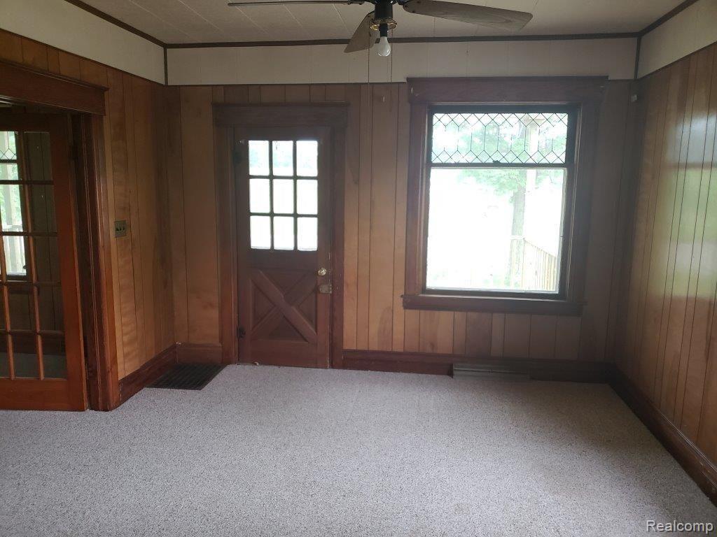 2028 Mitchell Lake Road Attica, MI 48412 - Photo 8 of 27 Living Room (2)