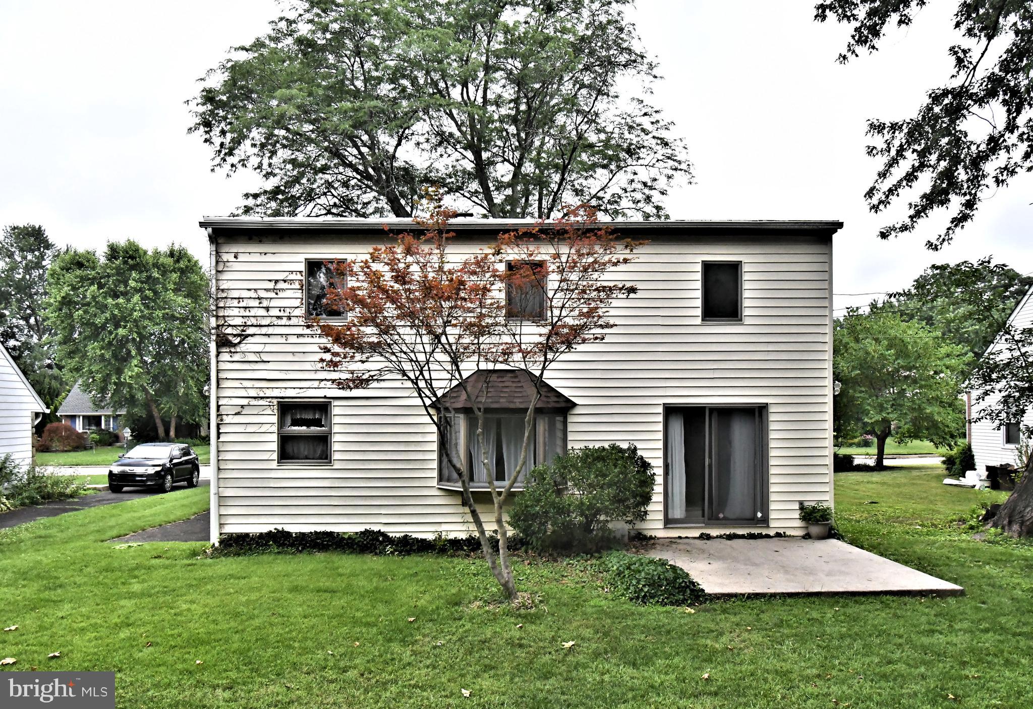 500 Burton Road Oreland, PA 19075 - Photo 50 of 54 Exterior rear