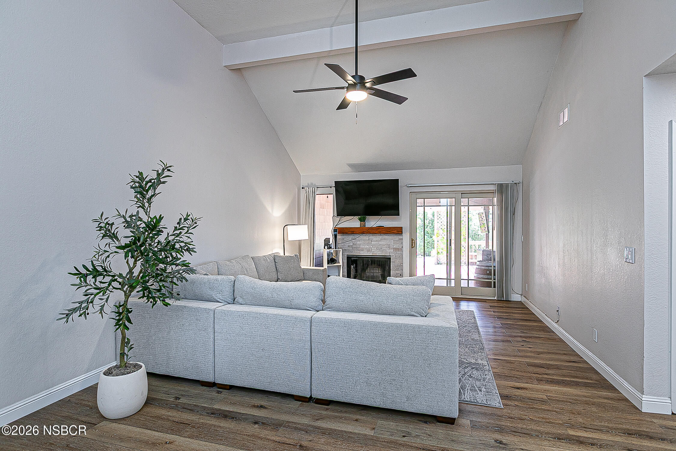 1460 Oakridge Park Road Santa Maria, CA 93455 - Photo 6 of 37 1460OakridgePark_6