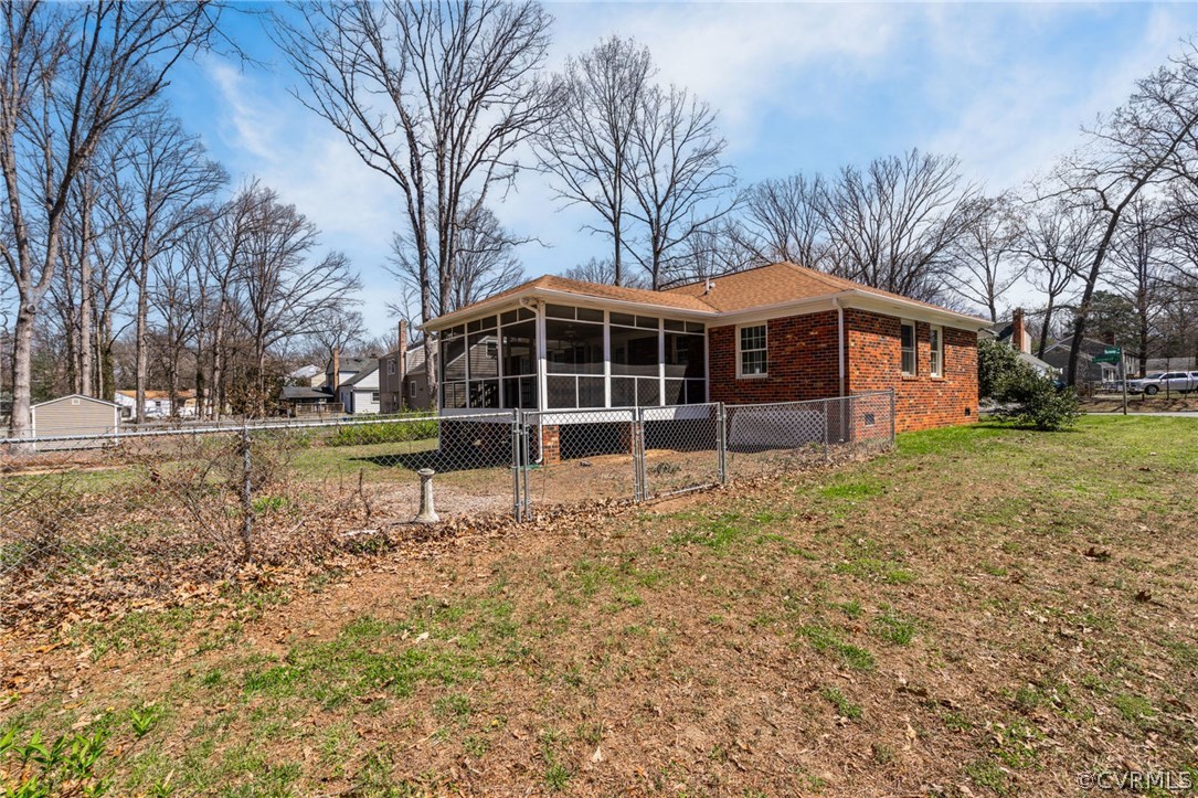 2000 Orangewood Road Richmond, VA 23235 - Photo 4 of 31 Gallery Image 4