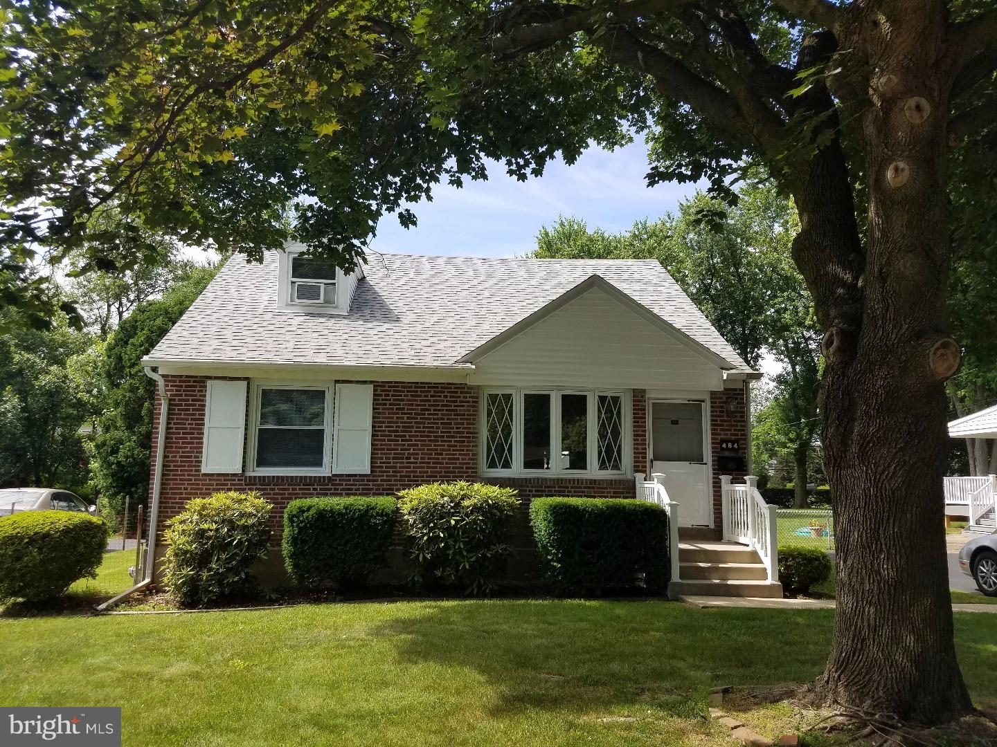 464 Larchwood Road Springfield, PA 19064 - Photo 1 of 18 Exterior