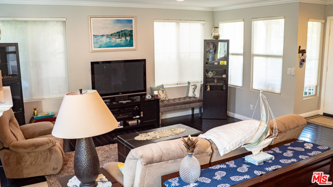 5317 Heritage Place Culver City, CA 90230 - Photo 11 of 31