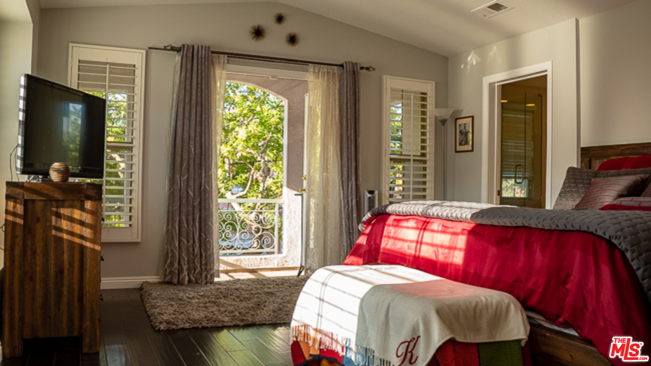 5317 Heritage Place Culver City, CA 90230 - Photo 14 of 31