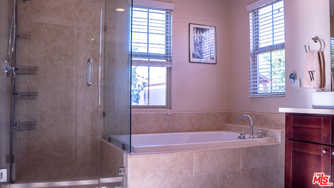 5317 Heritage Place Culver City, CA 90230 - Photo 19 of 31