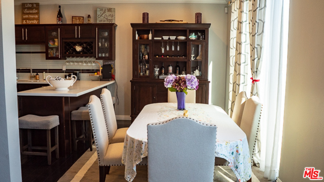 5317 Heritage Place Culver City, CA 90230 - Photo 6 of 31