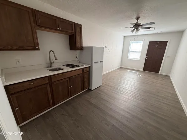 $800 | 143 Claire Avenue, Unit 105, Panama City, FL 32401