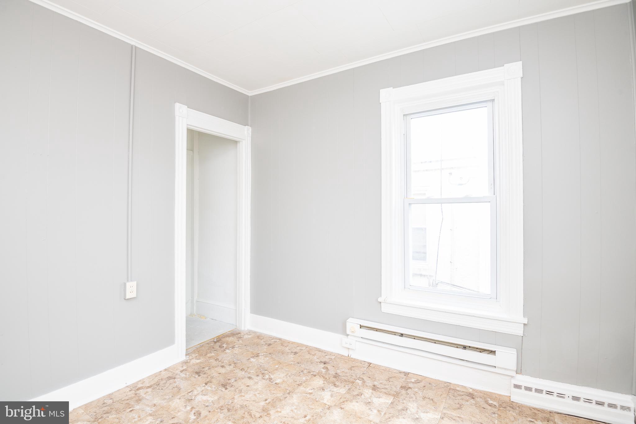 1035 Perry Street Reading, PA 19604 - Photo 14 of 22 Gallery Image 14
