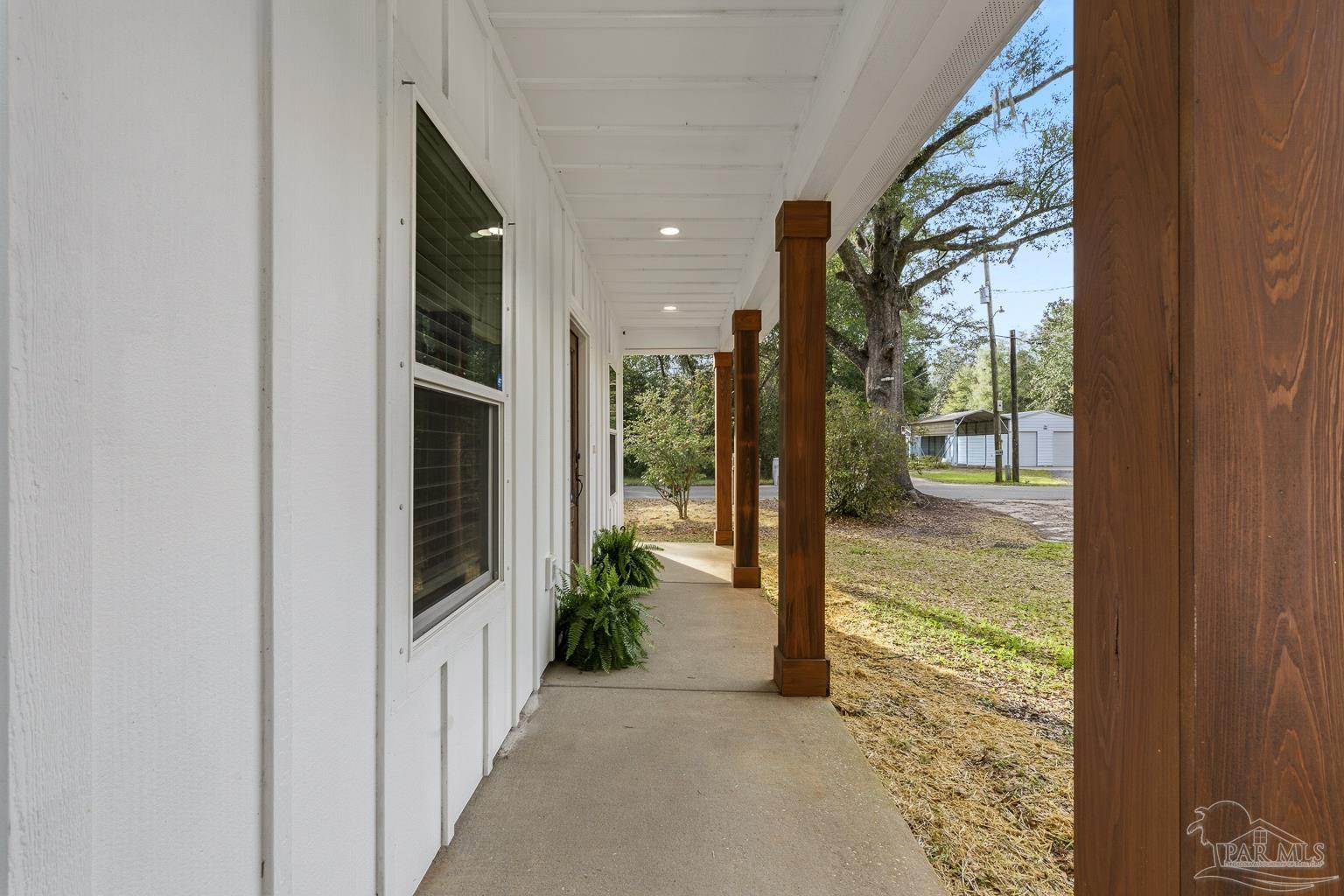 4336 Melton Road Milton, FL 32583 - Photo 2 of 42