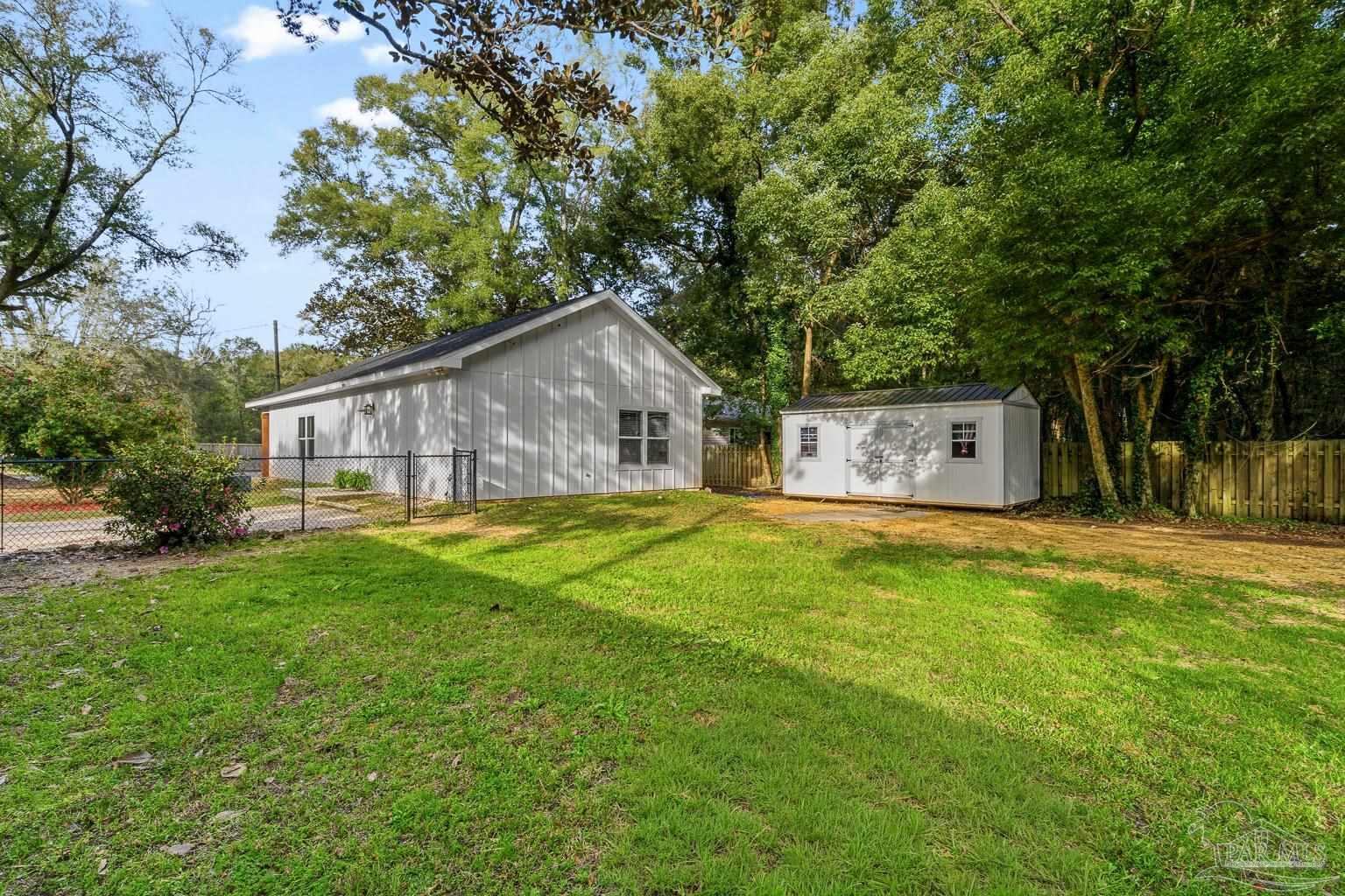 4336 Melton Road Milton, FL 32583 - Photo 8 of 42