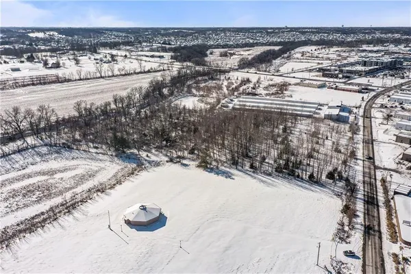 $450,000 | 211 Southeast Old Us 40 Highway, Grain Valley, MO 64029
