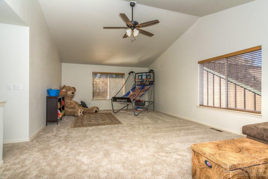 20539 Rolen Avenue Bend, OR 97702 - Photo 13 of 23 Additional Photo