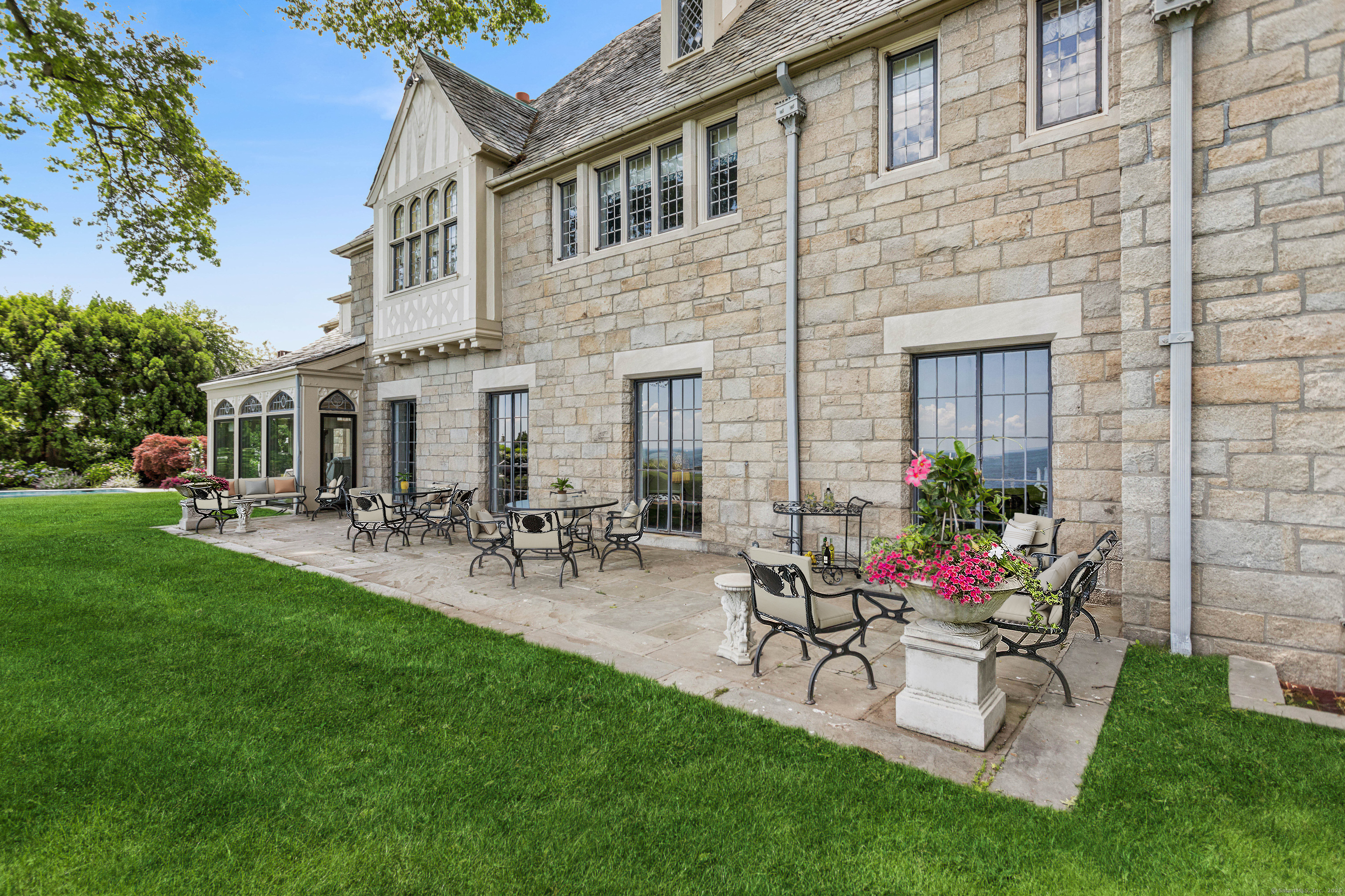 92 Beachside Avenue Westport, CT 06880 - Photo 24 of 28