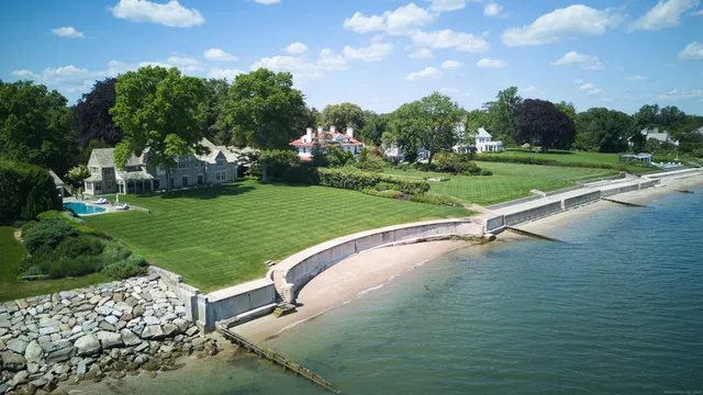 a view of a golf course with a garden