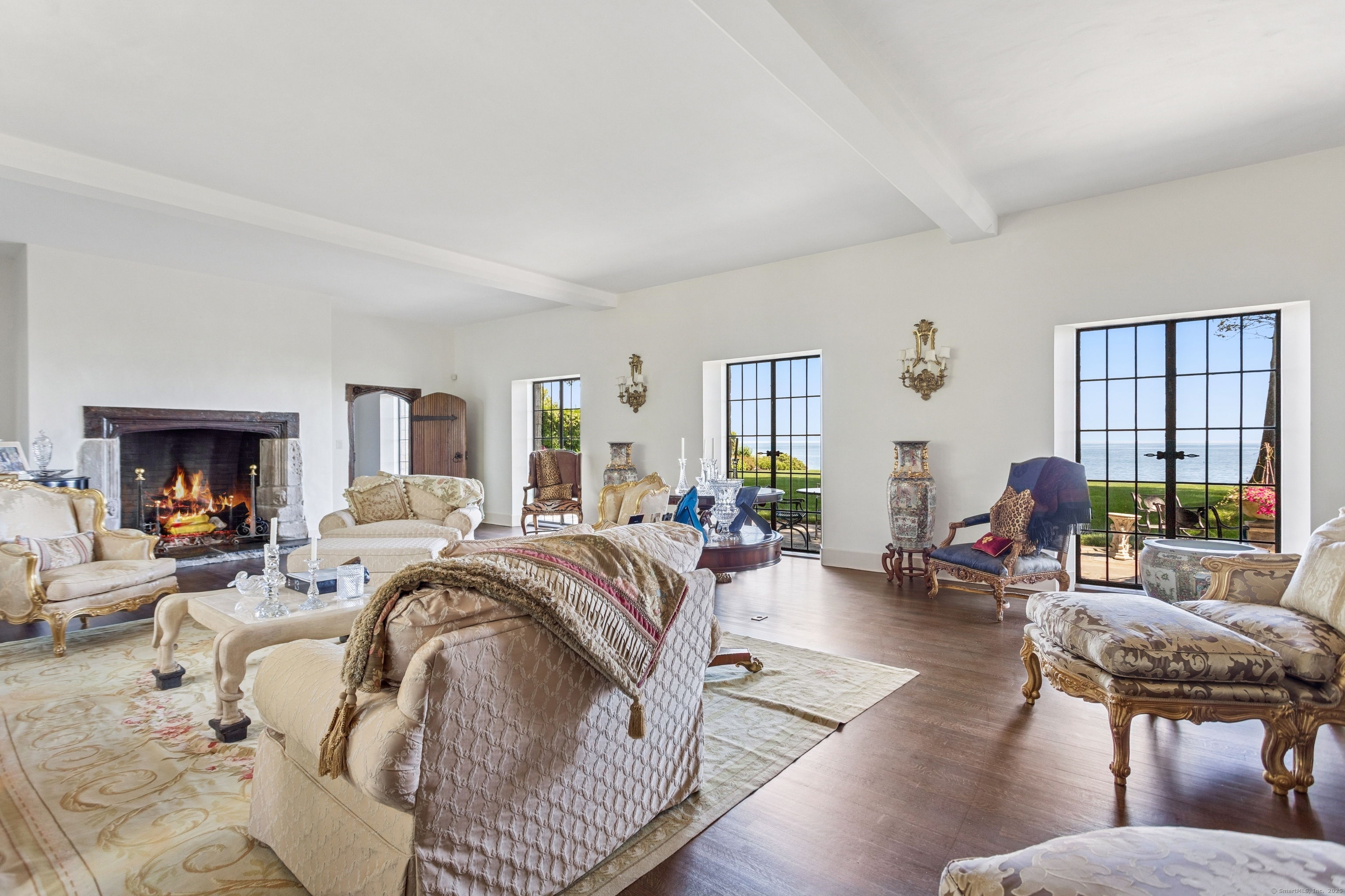 92 Beachside Avenue Westport, CT 06880 - Photo 4 of 28