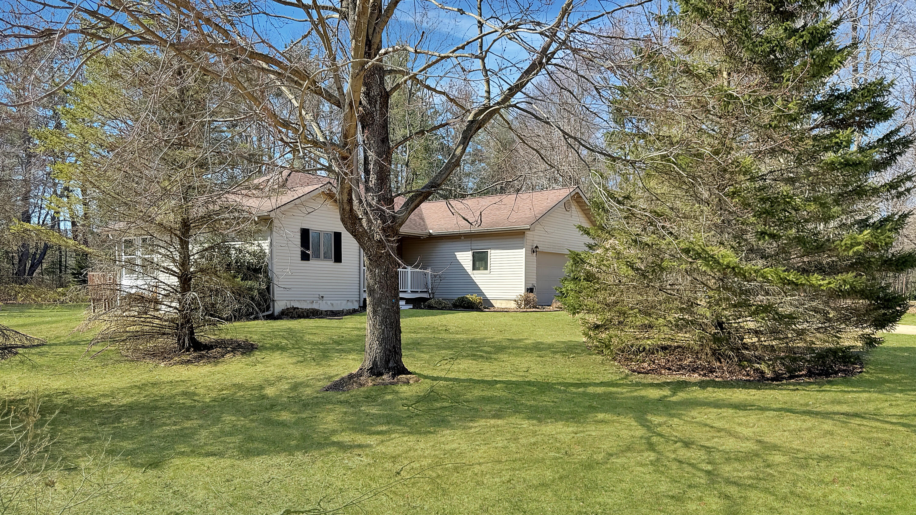 7986 Quarter Road Cadillac, MI 49601 - Photo 3 of 44 Greg Bosscher (31)