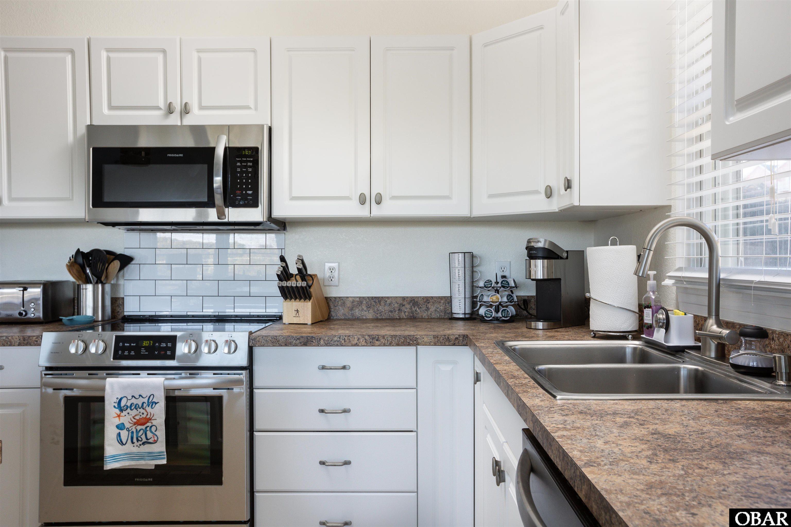 709 Currituck Cay Corolla, NC 27927 - Photo 8 of 33