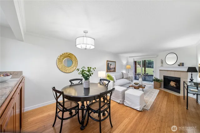 $446,500 | 12601 Southeast 41st Place, Unit C102, Bellevue, WA 98006