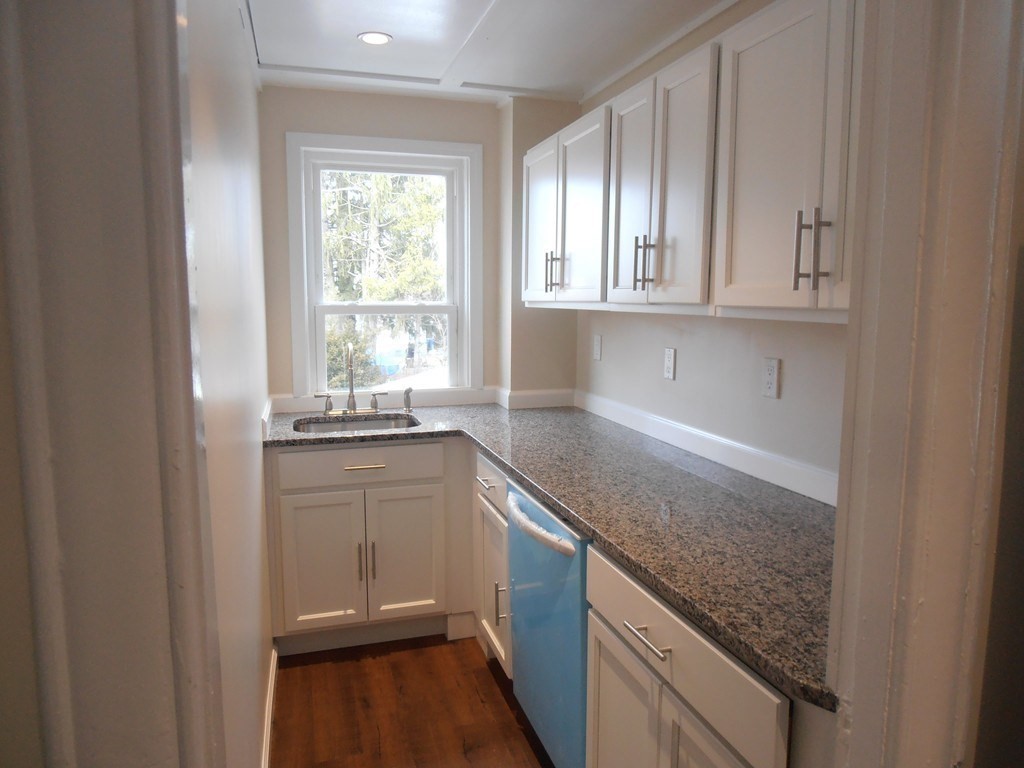 13 King Street, Unit 2 Taunton, MA 02780 - Photo 5 of 14