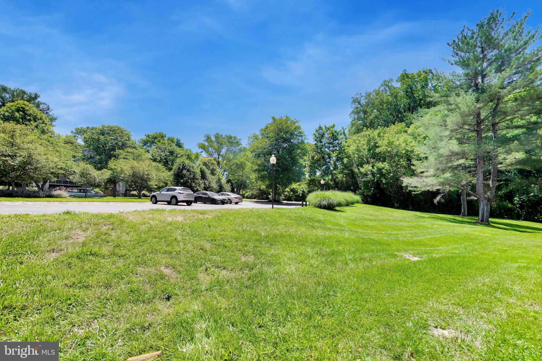 14424 Parkvale Road, Unit 2 Rockville, MD 20853 - Photo 18 of 19