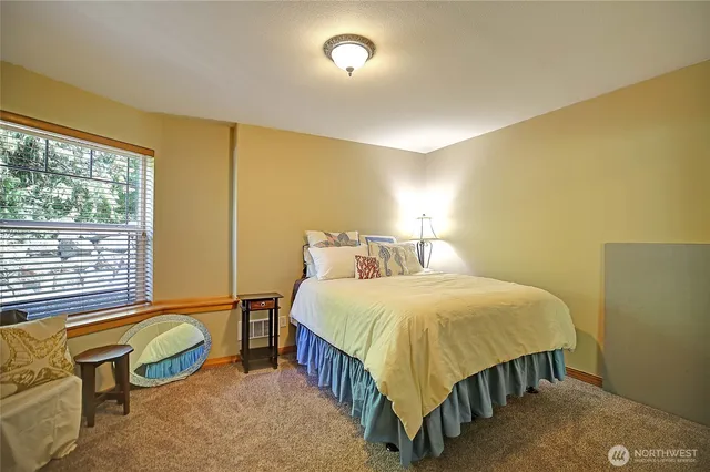 $1,200,000 | 628 North Sunset Drive, Camano Island, WA 98282