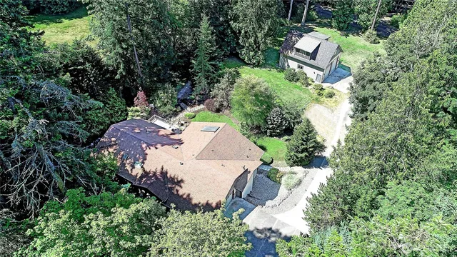$1,200,000 | 628 North Sunset Drive, Camano Island, WA 98282
