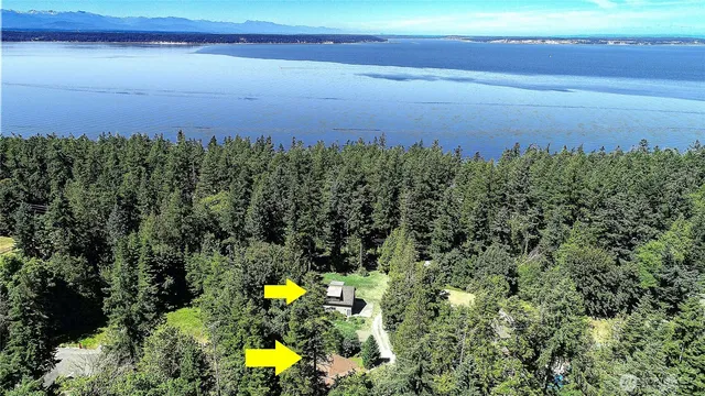 $1,200,000 | 628 North Sunset Drive, Camano Island, WA 98282