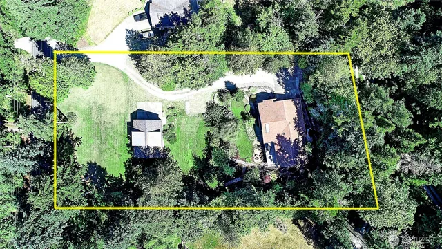 $1,200,000 | 628 North Sunset Drive, Camano Island, WA 98282