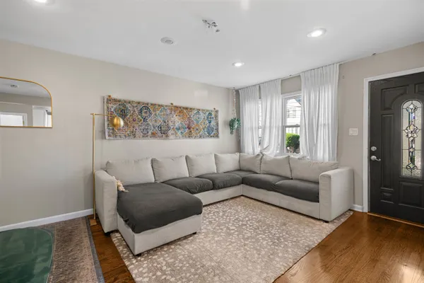 $4,500 | 1604 82nd Street, North Bergen, NJ 07047