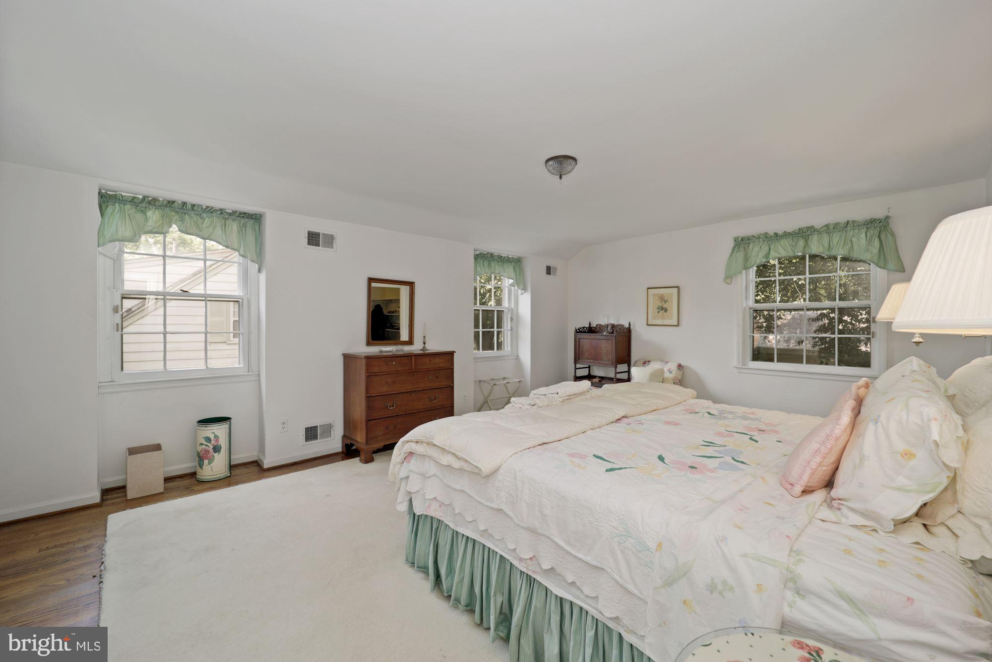 4403 Boxwood Road Bethesda, MD 20816 - Photo 33 of 54 Gallery Image 33