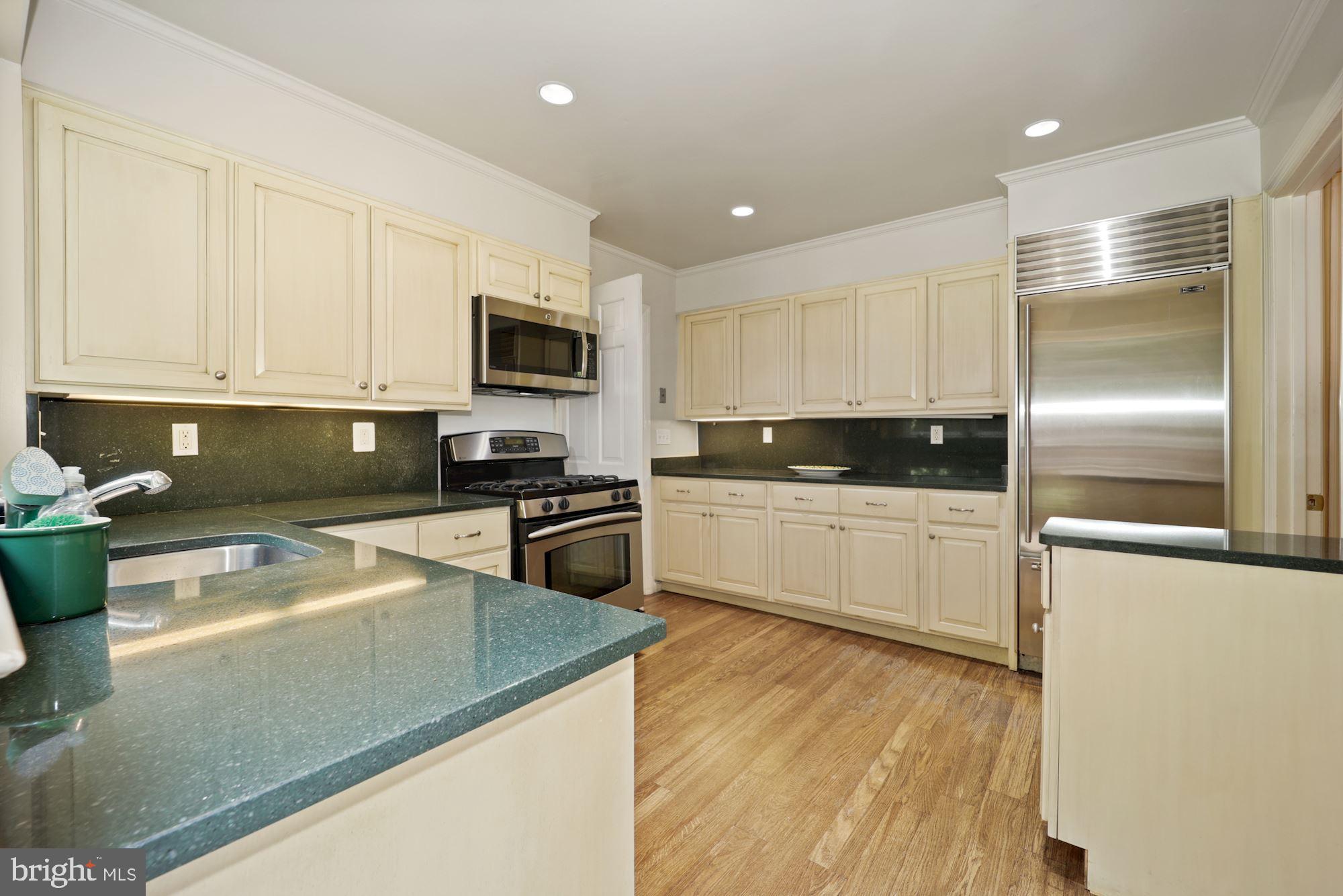 4403 Boxwood Road Bethesda, MD 20816 - Photo 10 of 54 Gallery Image 10
