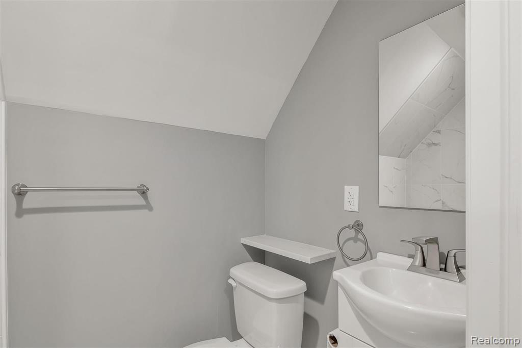 134 Massoit Street Clawson, MI 48017 - Photo 28 of 39