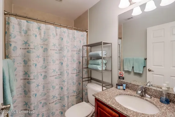 $1,800 | 1282 Beach Boulevard, Unit 209, Biloxi, MS 39530