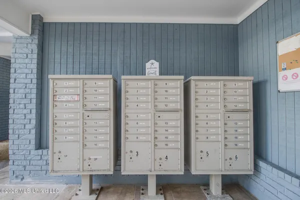 $1,800 | 1282 Beach Boulevard, Unit 209, Biloxi, MS 39530