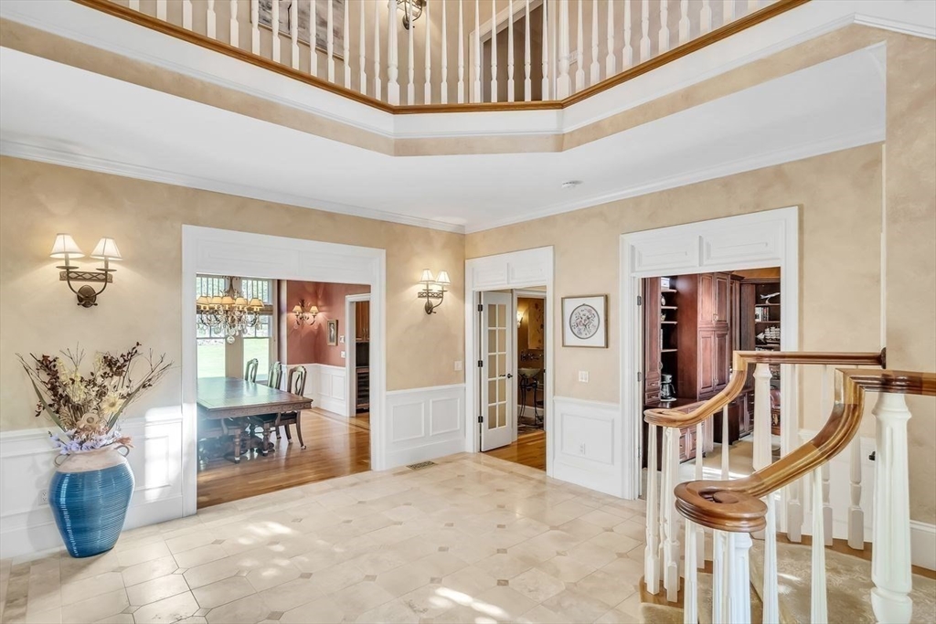 2 Stonegate Lane Dover, MA 02030 - Photo 11 of 35